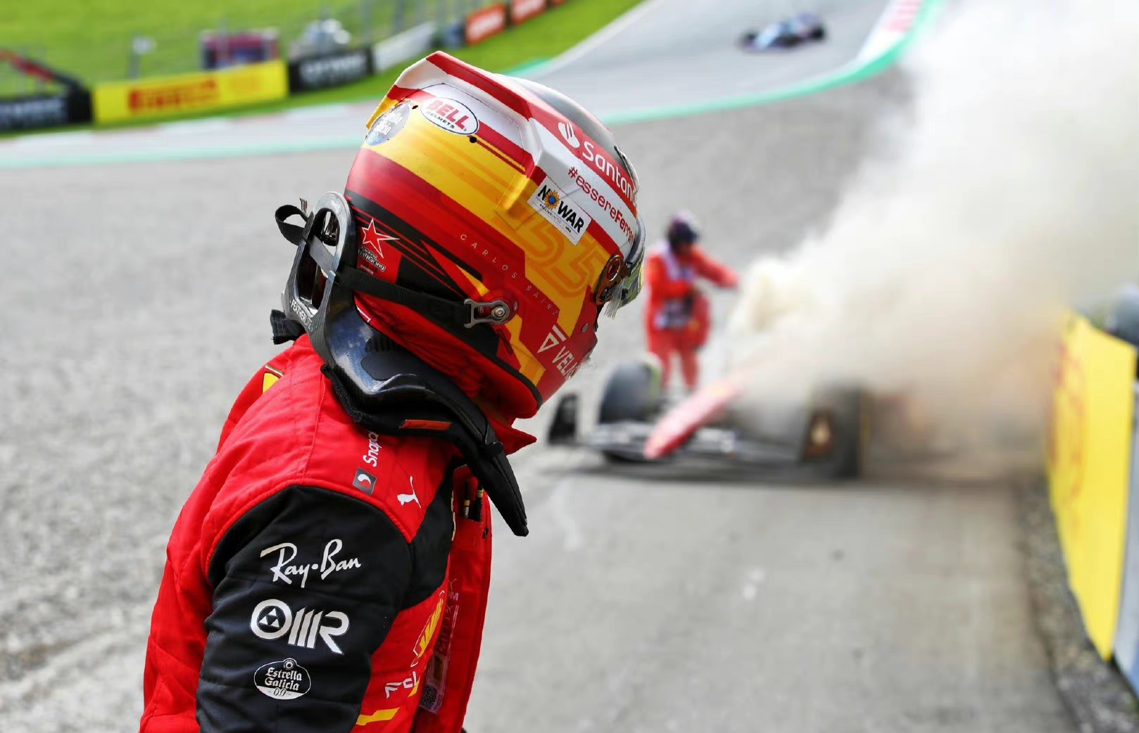 关于红牛二队绝杀威廉姆斯,勒克莱尔点燃赛场的信息 关于红牛二队绝杀威廉姆斯,勒克莱尔点燃赛场的信息