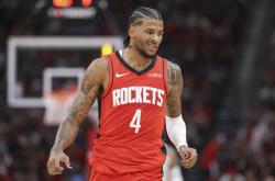 开云体育官网-火箭队惊险险胜尼克斯，保持全胜