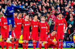 开云官网-利物浦阵容齐整备战，决赛气氛紧张刺激