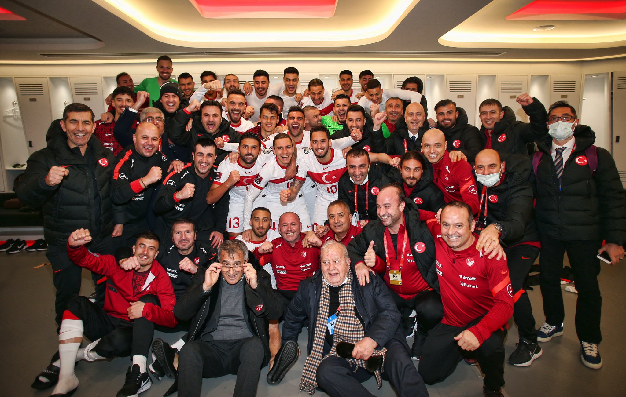 关于土耳其表现出色，力克挪威取得胜利的信息