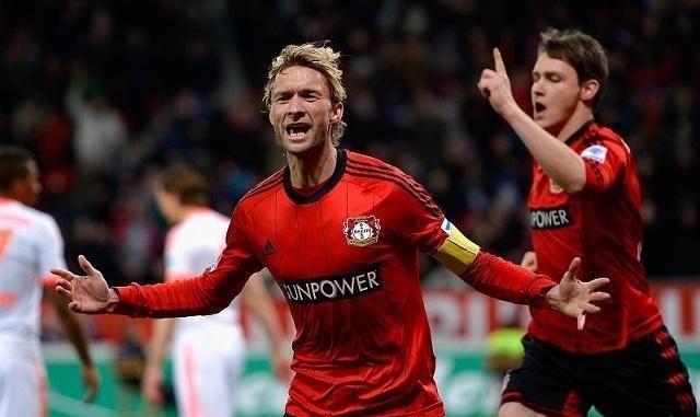 丹麦前锋连战皆捷昂首杀进季后赛