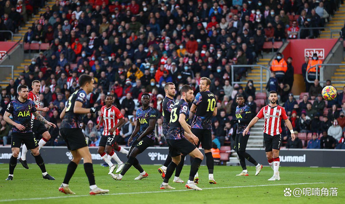 雷根斯堡主场胜利对阵杜塞尔多夫