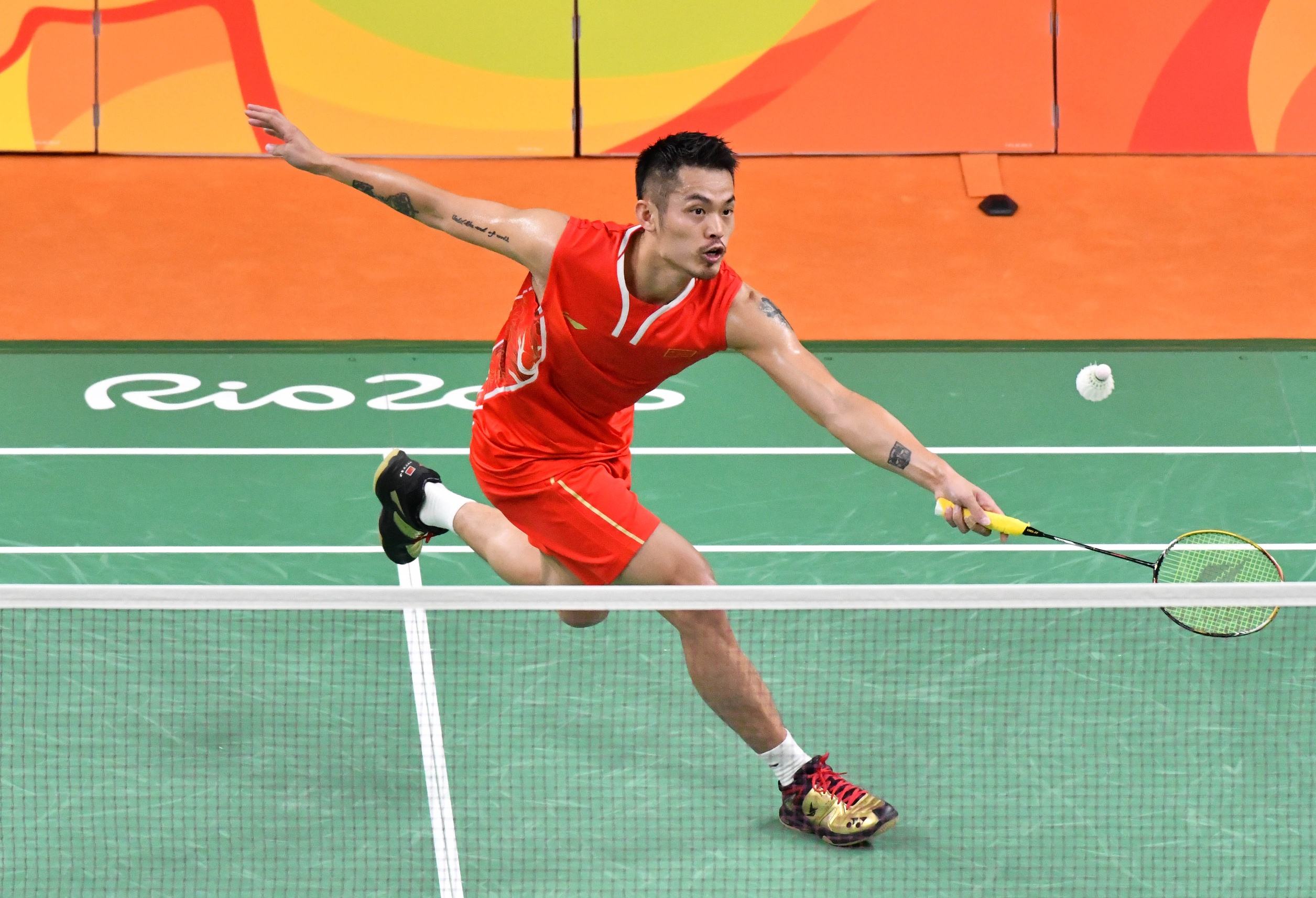 包含马来西亚羽毛球队险胜泰国羽毛球队，林丹绝境逆转的词条