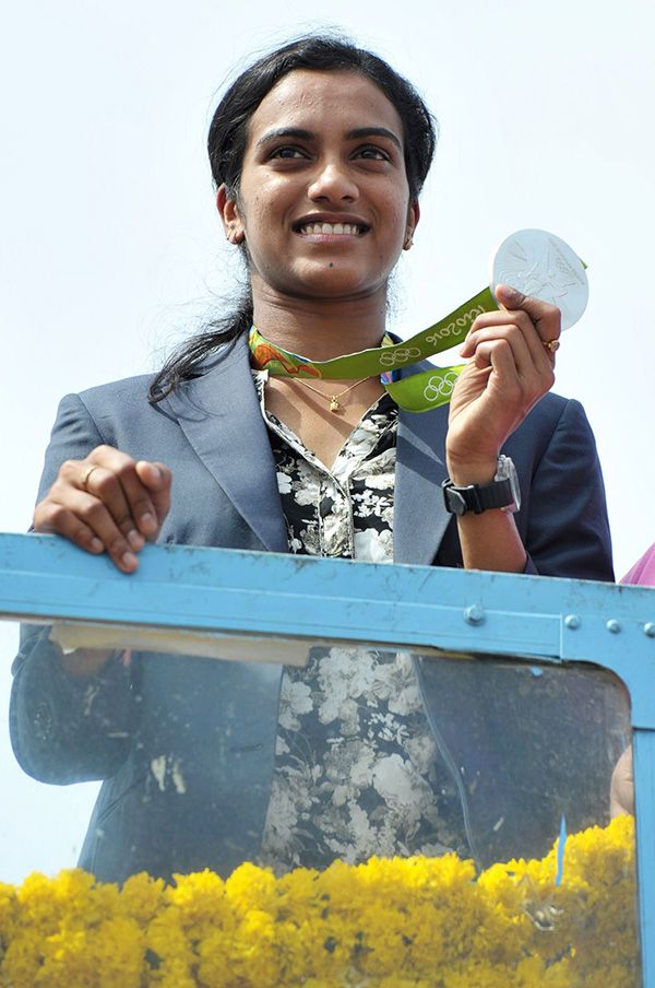 关于印度羽毛球队轻取日本羽毛球队，辛杜制霸全场的信息