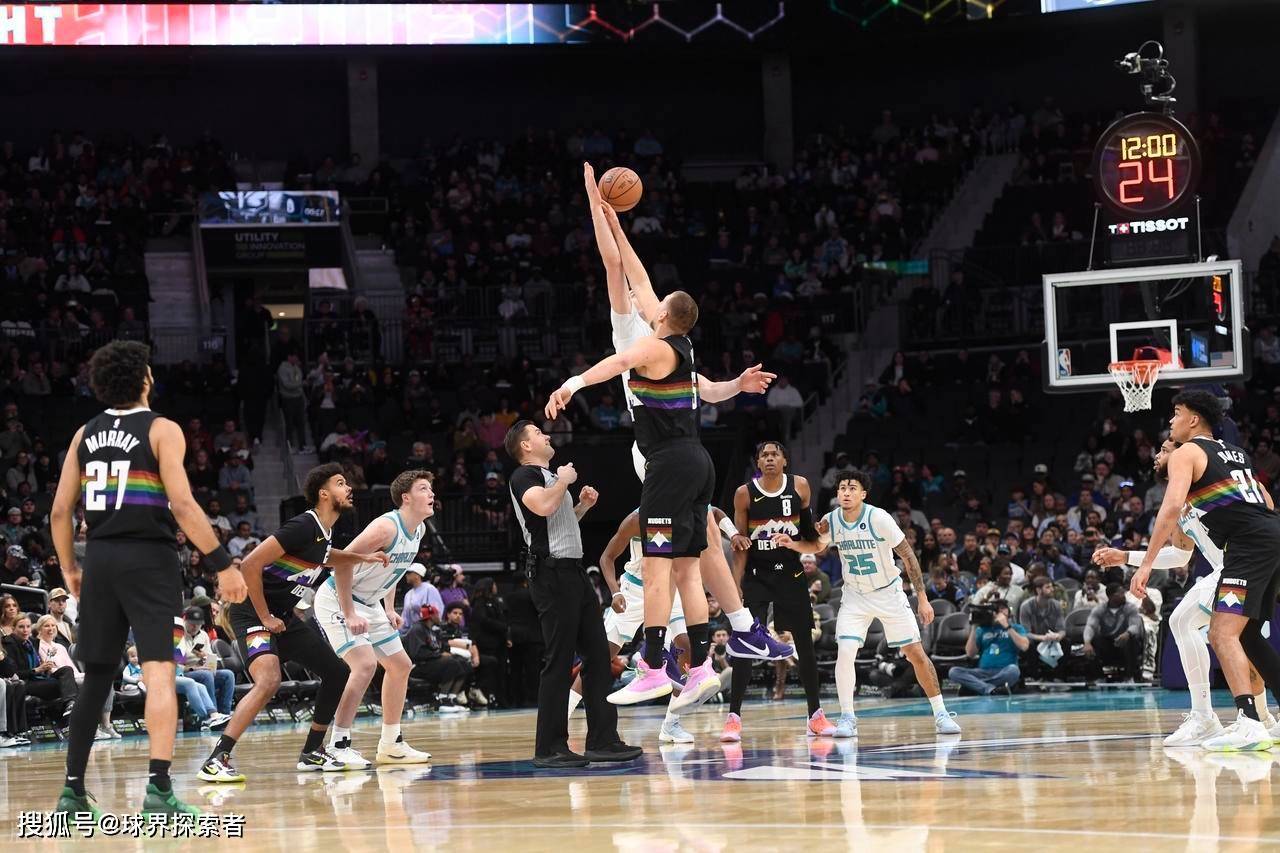 拉沃尔杯力克年终总决赛，穆雷点燃赛场